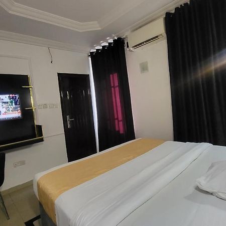 Palazzo Apartments Ikeja Kültér fotó