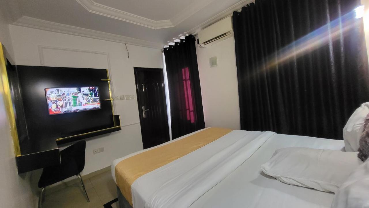 Palazzo Apartments Ikeja Kültér fotó