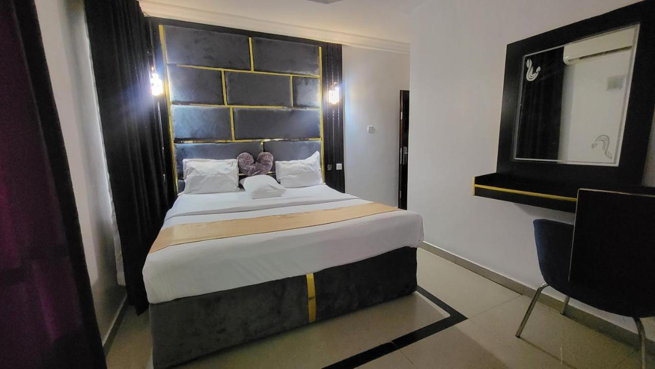 Palazzo Apartments Ikeja Kültér fotó